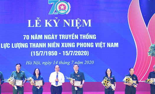 Thủ tướng: Thanh niên xung phong thể hiện ý chí 